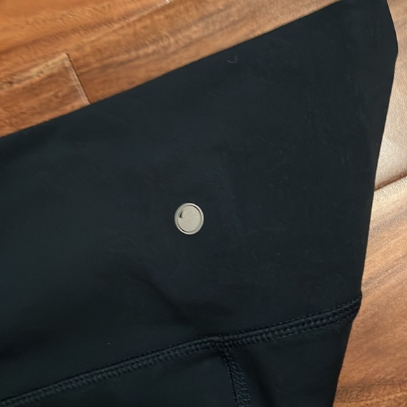 SUPER cute navy-ish blue leggings - Picture 2 of 2